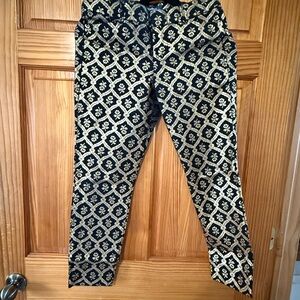 Old Navy Men's Black and Gold Patterned Dress Pants